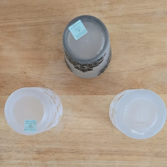 PartyLite Frosted White Votive Trio with Black Damask Accent - Picture 5 of 7